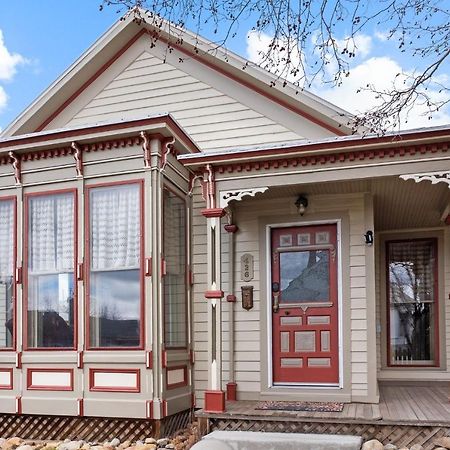 Вилла Mountain View Victorian With Hot Tub! Ледвилл Экстерьер фото