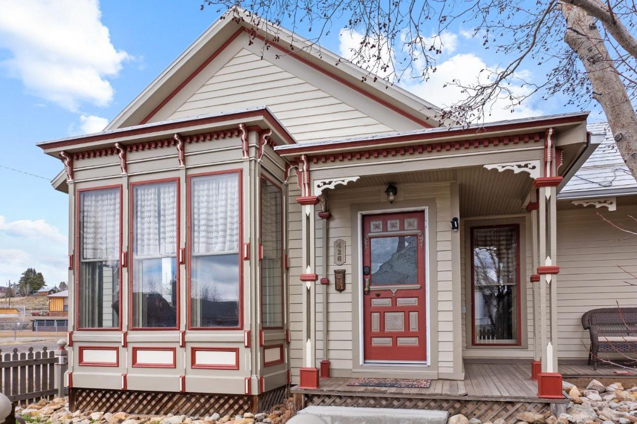 Вилла Mountain View Victorian With Hot Tub! Ледвилл Экстерьер фото
