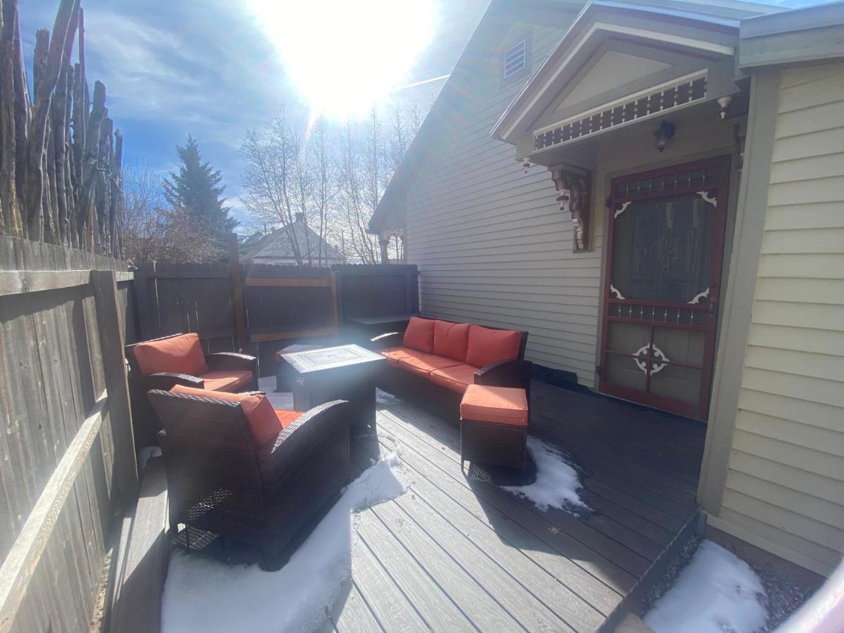 Вилла Mountain View Victorian With Hot Tub! Ледвилл Экстерьер фото